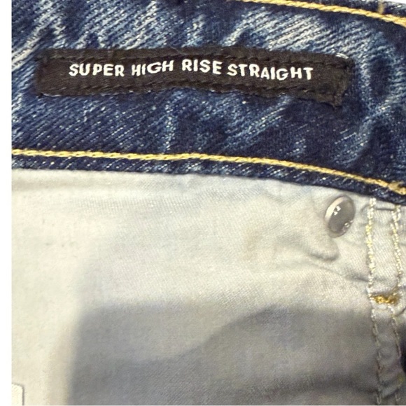 Free Asembly Super High Rise Straight Womens Distressed Jeans Size 10 - Picture 6 of 9